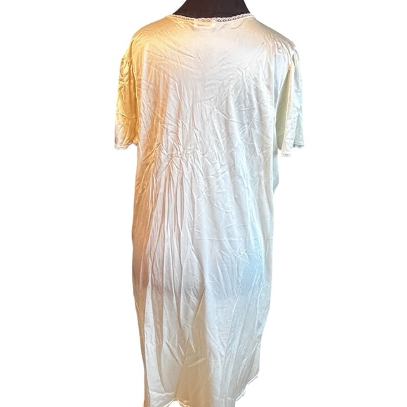 Vanity Fair Yellow Nylon House Coat Robe Vintage Made In U S A XL Pockets - Picture 6 of 10